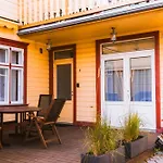 Rosalie Apartment *