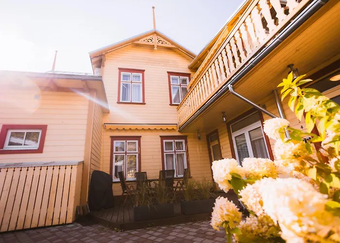 Rosalie * פארנו